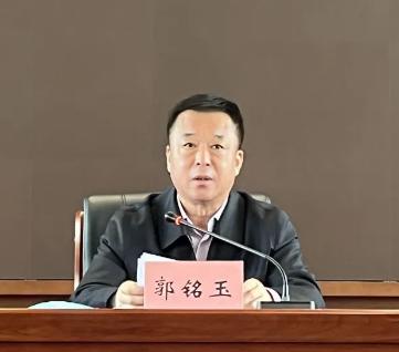 原黑龙江省人防办主任郭铭玉被双开：对抗组织审查，泄露涉密资料