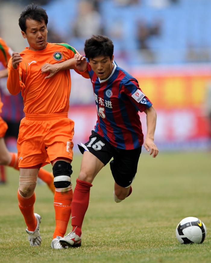 新修订的体育法，如何解决中国足球薪资纠纷