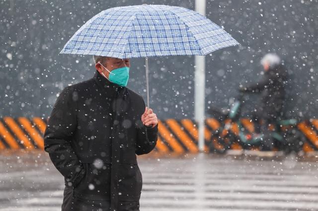 山西太原迎降雪天气