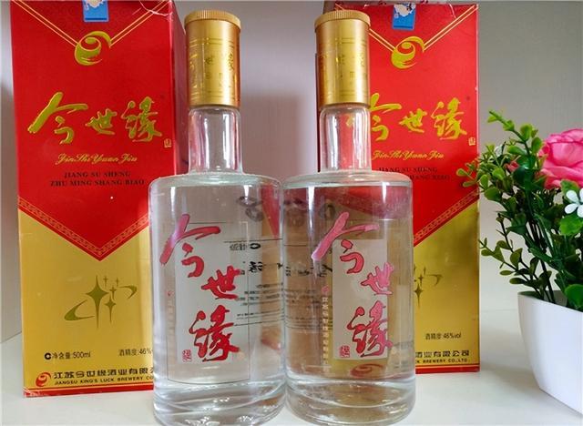 酒桌上倒酒敬酒，一定要从右边开始？以前不懂，现在明白还来得及