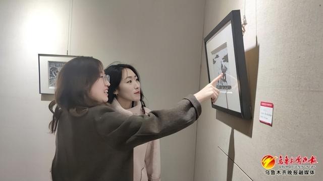 芳华润丹青——第十届“靓丽巾帼”乌鲁木齐地区女画家美术作品展开展