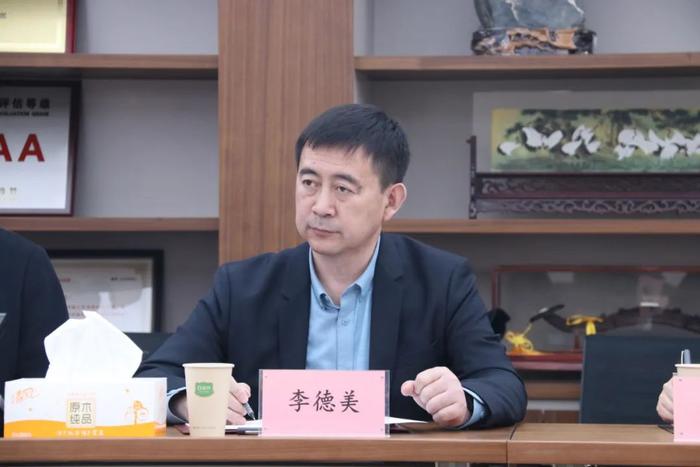 北京农学院食品科学与工程学院院长张红星一行到访中国酒业协会