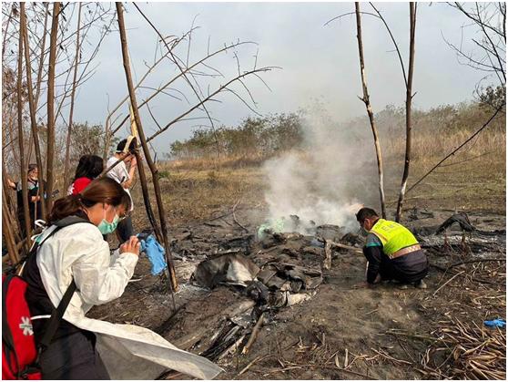 台媒：彰化县一架轻型飞机坠机，机上2人死亡