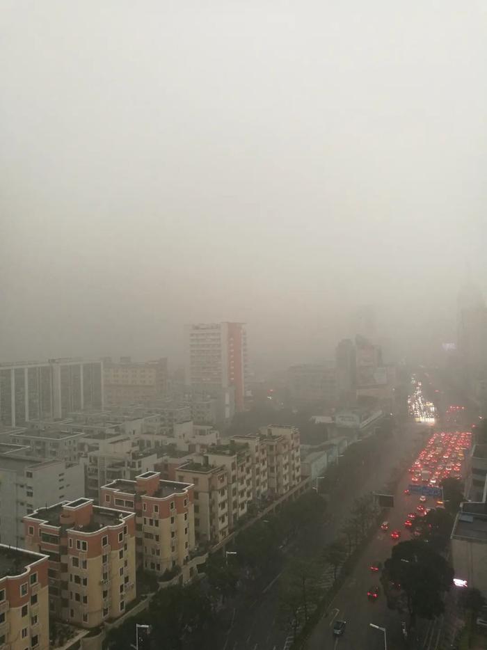 两条飑线横扫广东！强对流天气到货，雷雨大风将持续多久？