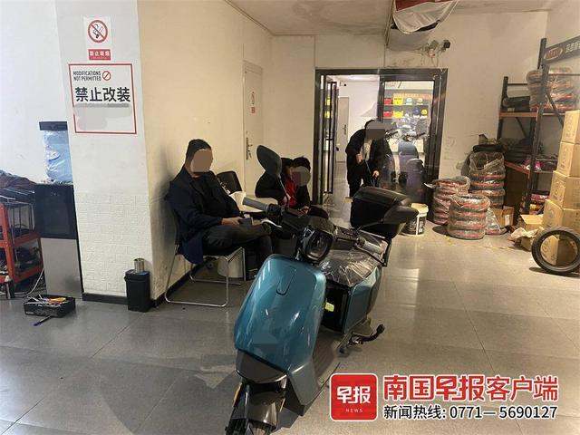 与执法人员玩“猫鼠游戏”，电动自行车市场改装成风，记者走访发现……