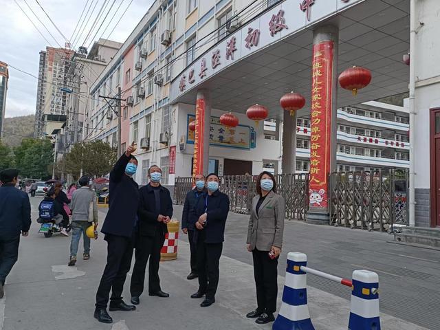 镇巴县人民检察院：“蓝雨伞”助力未检工作创新发展