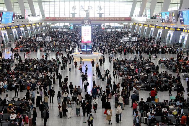 图说·五一去哪｜十大最火旅游地出炉，再现曾经的人潮汹涌？