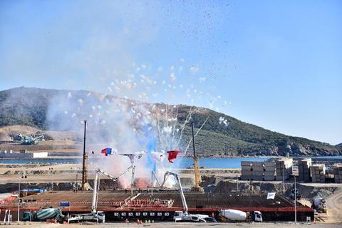 英媒：普京祝贺土耳其首座核电站落成