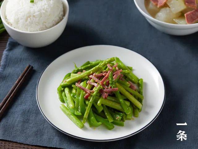 精选徽州火腿心，色泽油润、肉质紧实，清蒸、煲汤、炒菜都好吃！