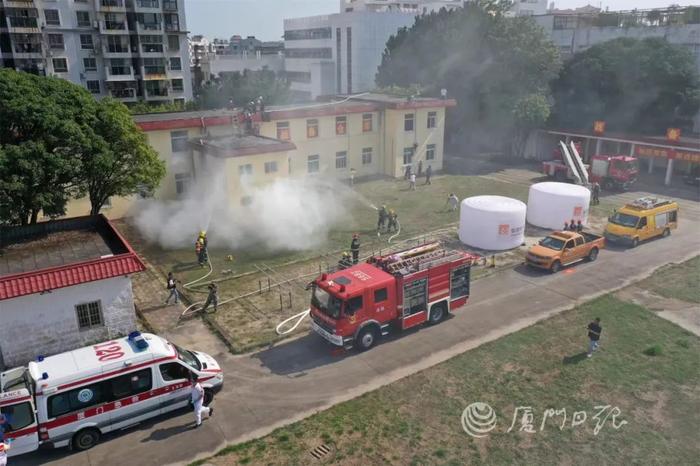 刚刚，防空警报响彻天空！厦门人永远记住这一天！