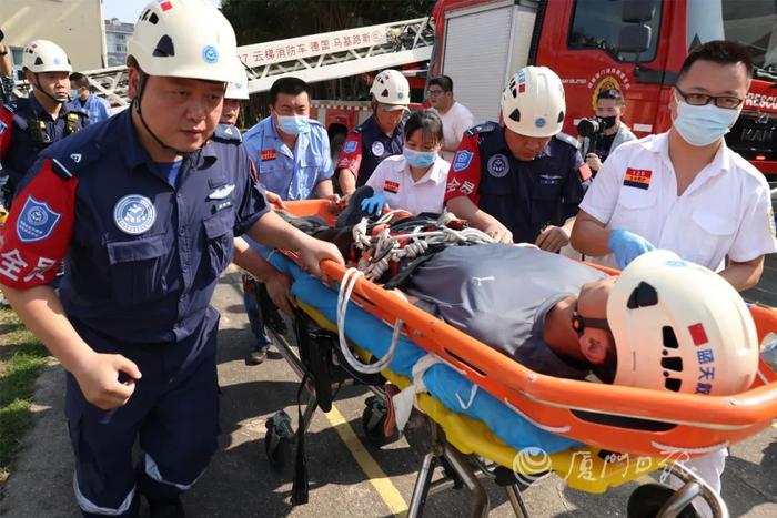 刚刚，防空警报响彻天空！厦门人永远记住这一天！