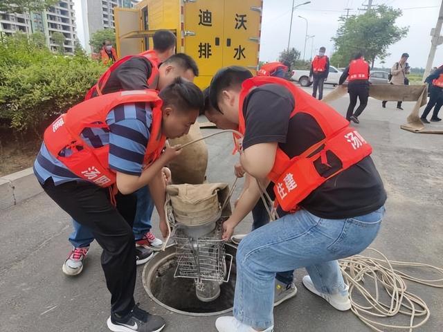 安阳汤阴县：组织城区防汛演练 严防汛期居民“看海”