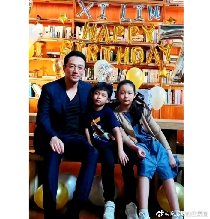 制作画作短视频 汪小菲陪儿子过生日玥儿自制画作送筱梅,一家其乐融融!