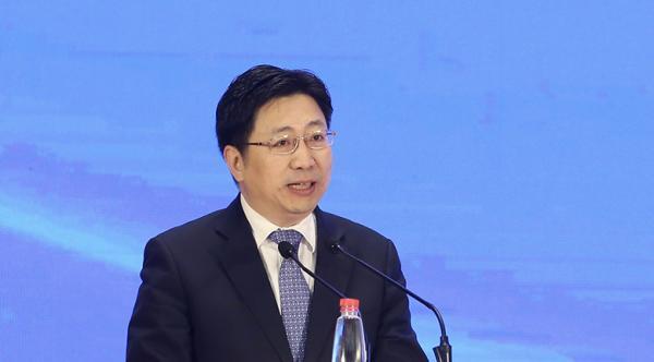 谭炯出任国家开发银行行长，此前担任贵州省委常委