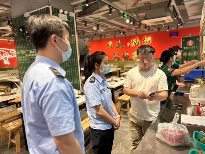 立案调查！外卖下架！厦门查处两家餐饮店