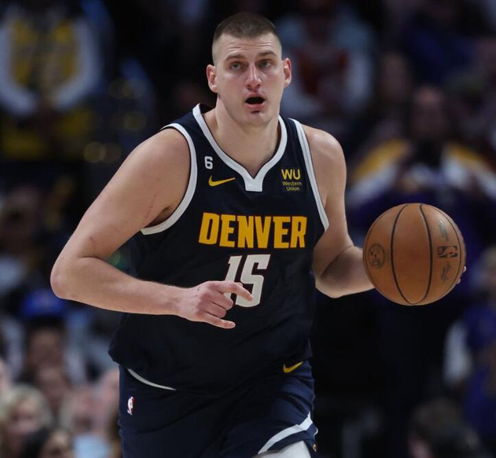 约基奇NBA历史级表现三双机器如何重塑中锋定义