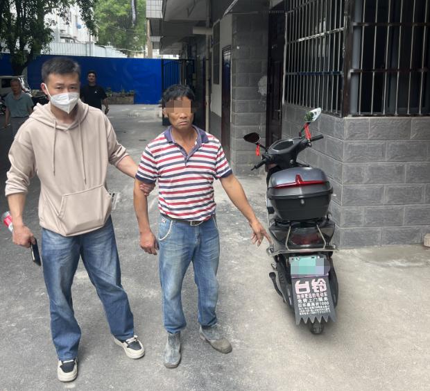 男子骑电动车撞人后逃逸，桂林机场路交警“大海捞针”将其抓获