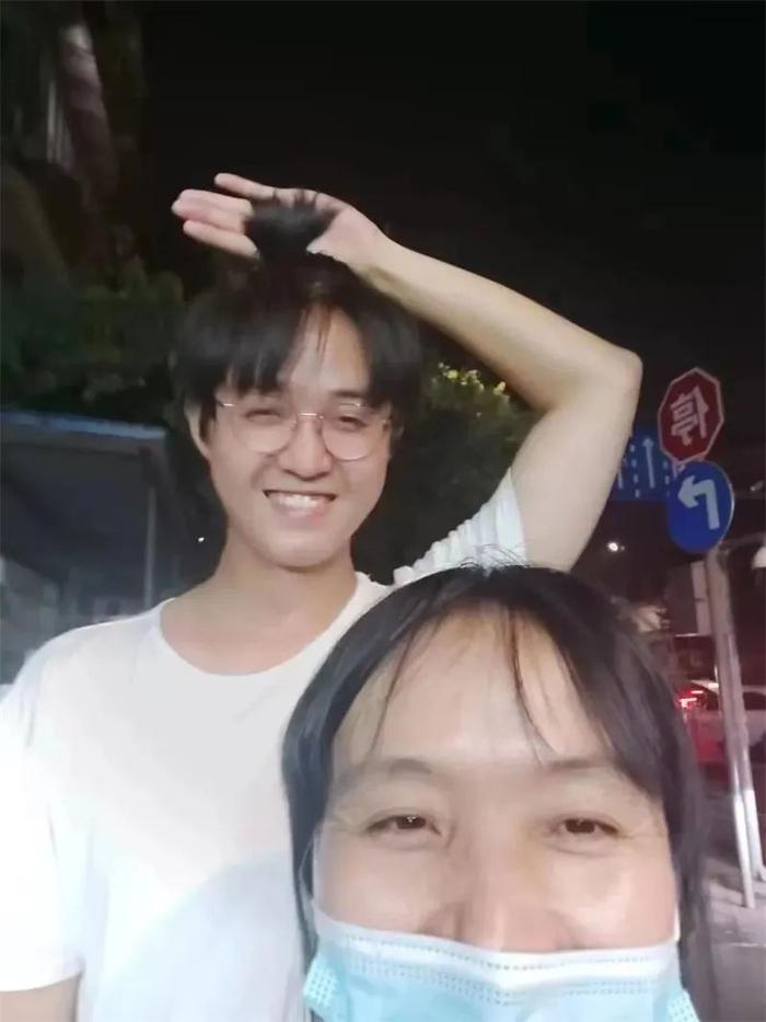 杨华清和他母亲