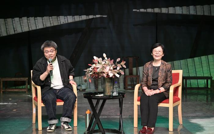 《我这半辈子》再登台，黄盈、宋宝珍探讨老舍作品背后的人文精神