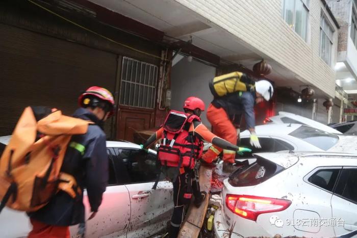 揪心！昭通市彝良暴雨引发山洪！