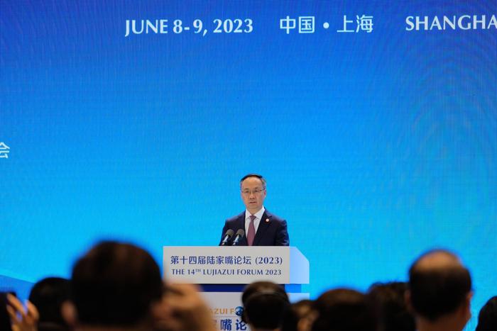 6月8日,国家金融监督管理总局党委书记、局长李云泽在第十四届陆家嘴论坛(2023)上。 澎湃新闻记者 胡志挺 图