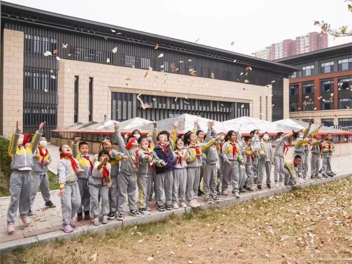 2023年北京市第二中学经开区学校一年级新生入学招生公告