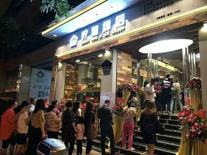 广东夫妇创业干餐饮，连亏3年负债500万，结局大反转