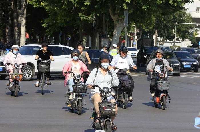 热！石家庄成为今年全国首个超过40℃的省会城市