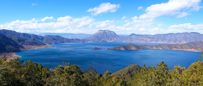 自驾经过泸沽湖景区要买门票？当地回应