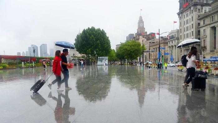 “暴力梅”第二轮：上海今日普降大暴雨，明天降水减弱气温回升