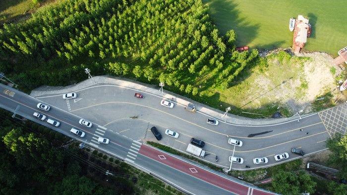 黄河一号旅游公路平陆段，夏日景色壮美