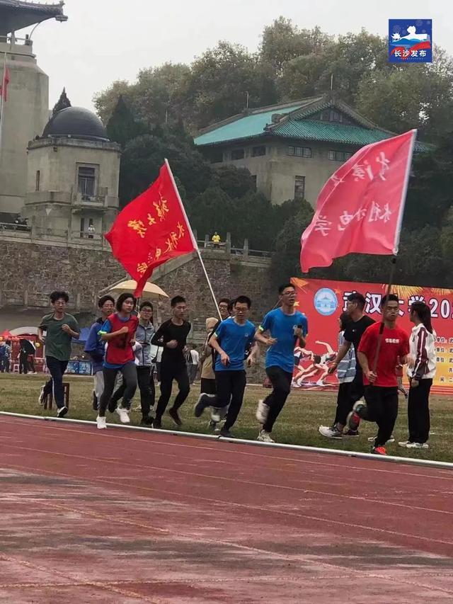 女生放弃保研清华，选择国防科大！只为从军报国！