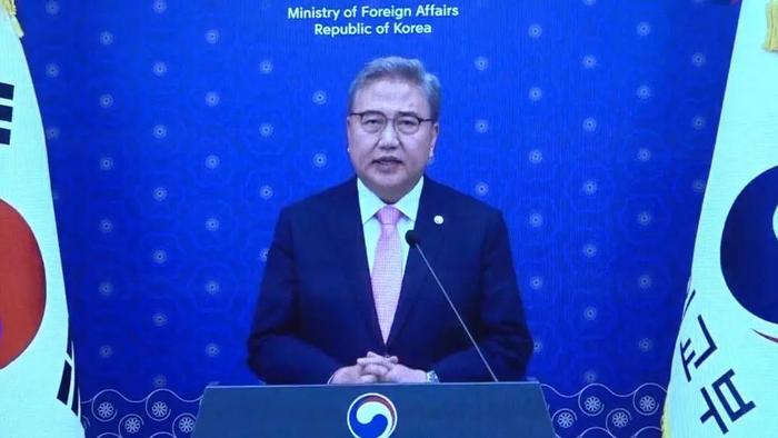 韩国外长谈中日韩合作，引用鲁迅名言