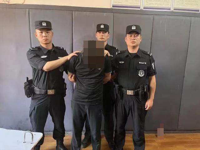 城固县公安局巡特警巡逻中抓获两名盗窃嫌疑人