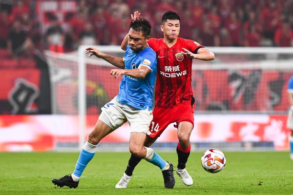 海港在主场1-1战平大连人。