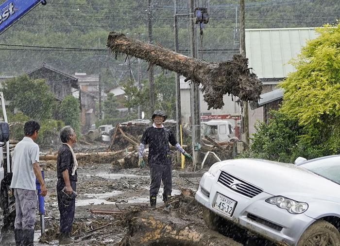 直击｜日本九州等地强降雨天气已致7人死亡，搜索仍在进行中