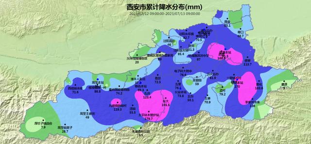 红色预警3连！暴雨袭城！西安4人被困积水，他们出手了……