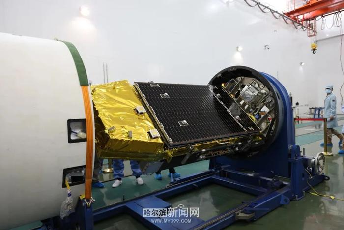 “龙江三号”卫星在轨运行一个月，各项指标怎么样？专家细数平板式卫星的创新科技