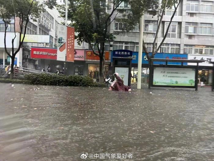 江苏再拉暴雨警报全省将迎强降水 (江苏 暴雨)