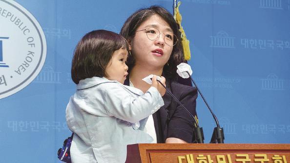 “儿童禁入区”在韩国流行引发争议