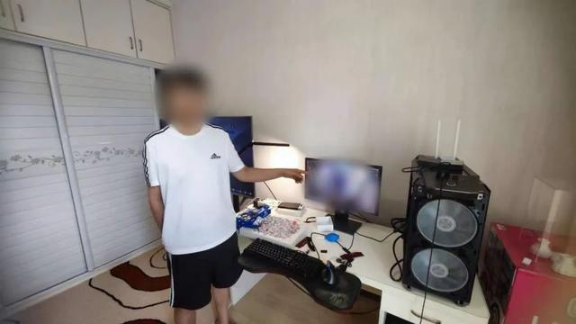 江西警方：一男子在国外网站制作、传播淫秽动漫作品获利，已被刑拘