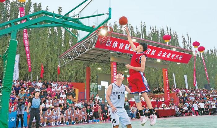 新疆“村BA”落幕 乌鲁木齐获亚军 比赛将持续举办三年 明年还在和田洛浦县
