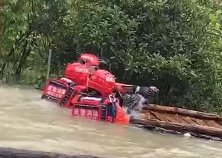 “杜苏芮”上岸，临海一景区动物园遭殃，鸵鸟、火鸡、孔雀 …它们怎么办啊！最后还有“卡努”的消息