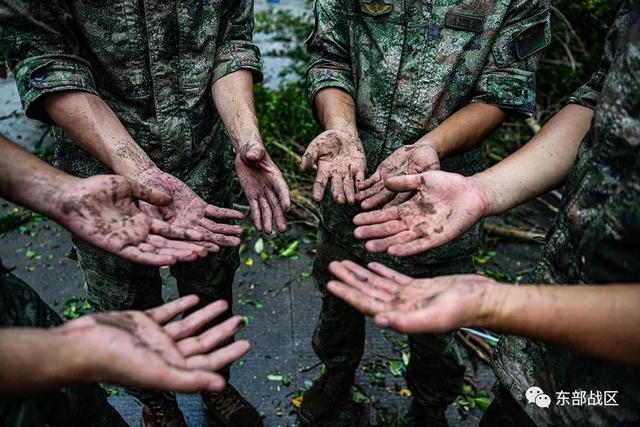 全力迎战！驻闽部队官兵抗击台风“杜苏芮”最新消息来了