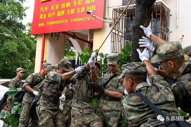 全力迎战！驻闽部队官兵抗击台风“杜苏芮”最新消息来了