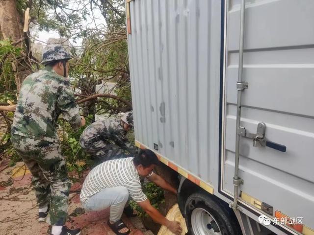 全力迎战！驻闽部队官兵抗击台风“杜苏芮”最新消息来了