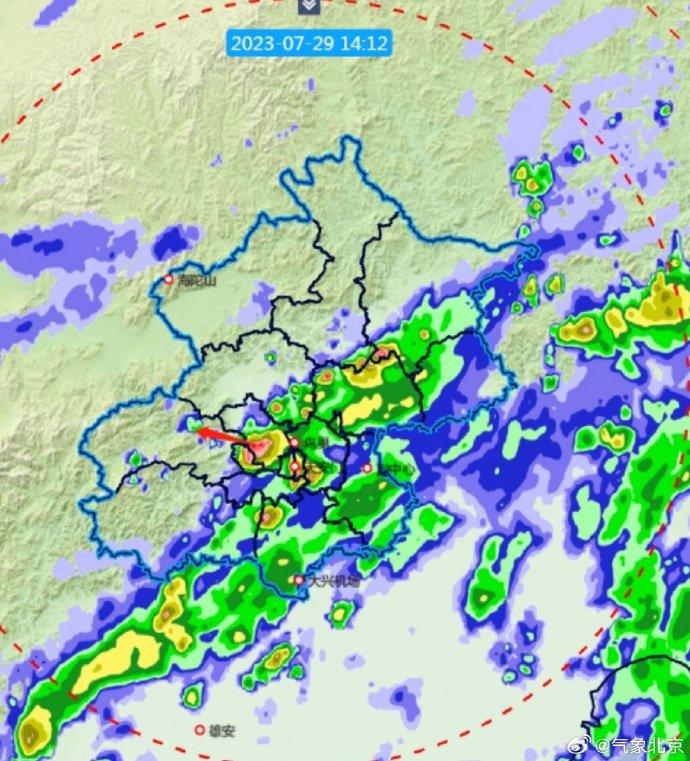 北京13时至14时最大降雨出现在朝阳四元桥站 为33.9毫米