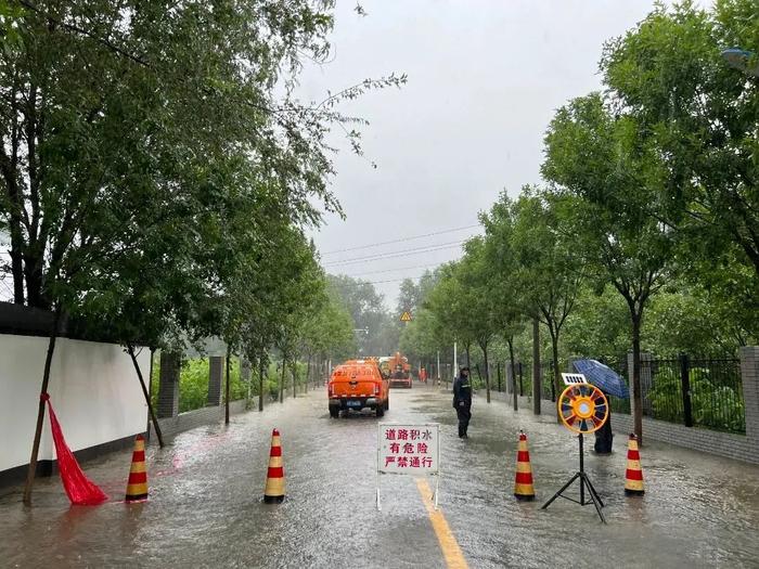 北京房山一地暴雨引发山洪，未造成人员伤亡和财产损失