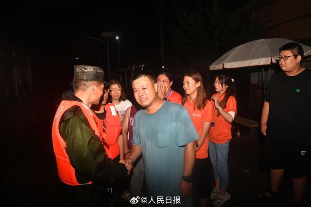 被困2天2夜的K396乘客陆续脱困，丰沙线紧急抢通中