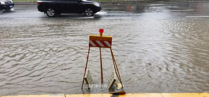 【迎战强降雨】大排量泵车布设积水区域｜雨污水泵站全部开启至最大排放能力